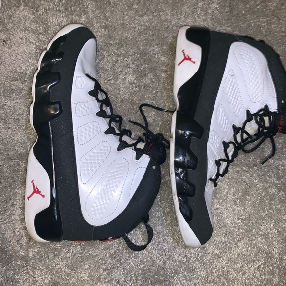 Air Jordan 9 Retro “Space Jam” - Picture 5 of 7